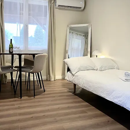 Nussbaum Panzio Guest house